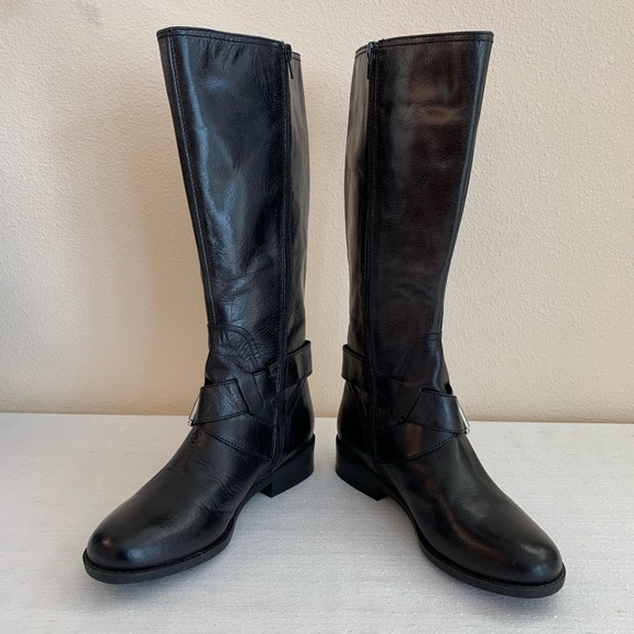 Me Too Darcey Black Leather Ankle Buckle Riding Boots Woman’s 8.5M - Picture 5 of 16